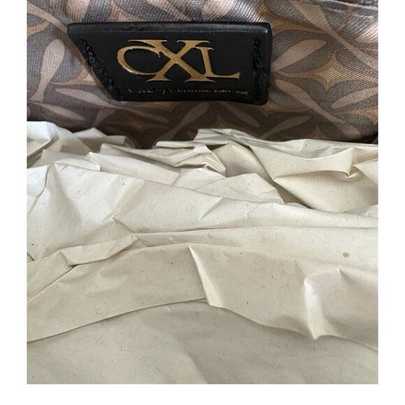 NWT Christian Lacroix Beckon Quilted Shoulder Crossbody Vegan Minimalist Black - Picture 7 of 8